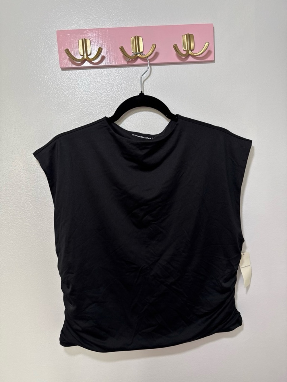 NWT Abercrombie Black Sleeveless Crewneck Top